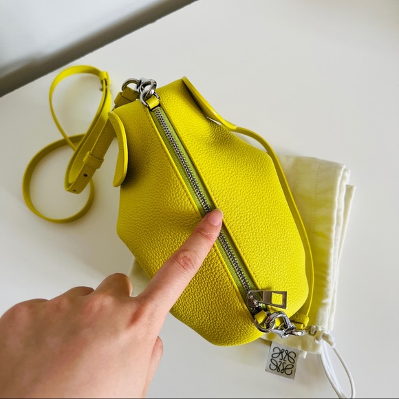 [SOLD] Authentic Loewe Mini Elephant Calfskin Purse - Picture 7 of 9